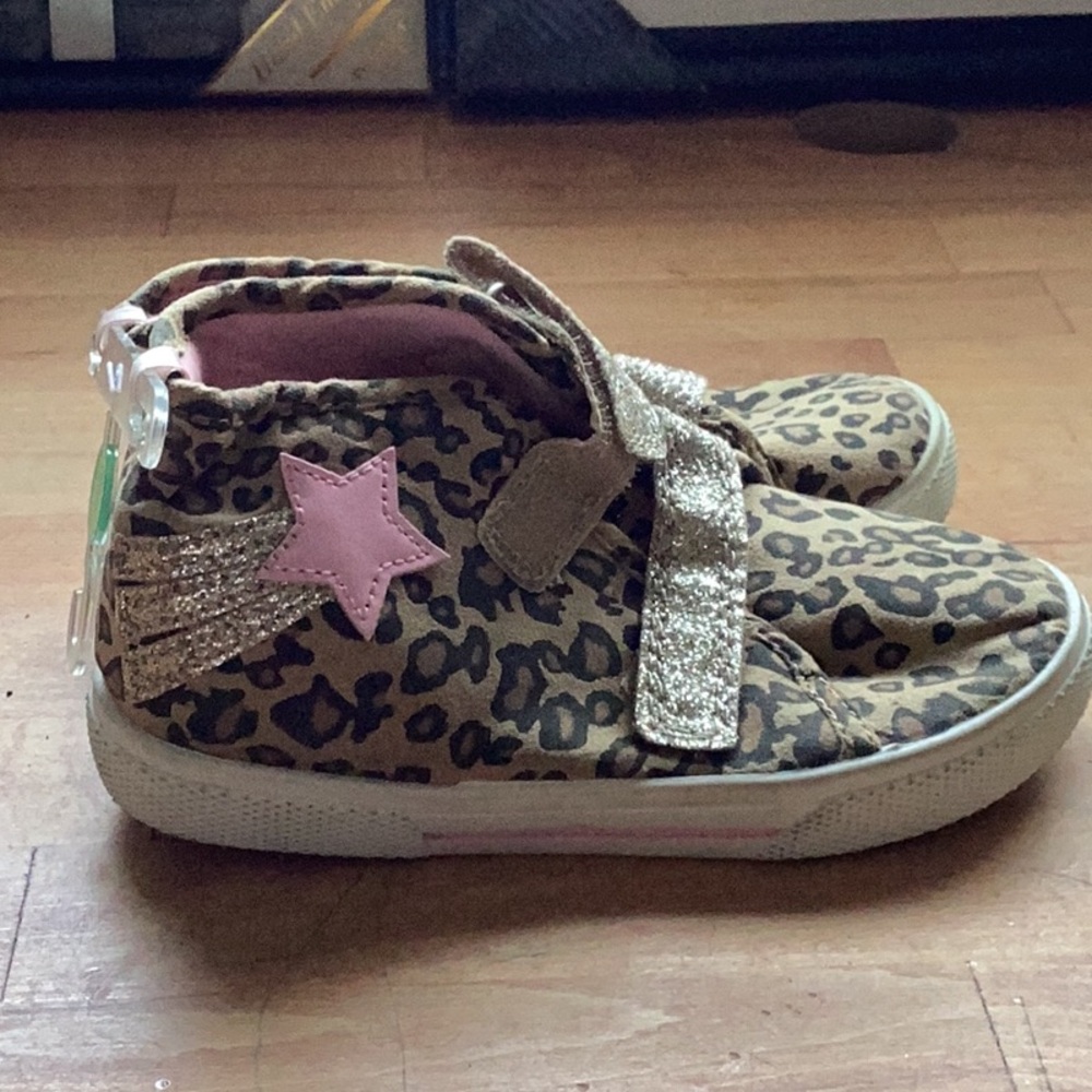 Carters Leopard Print Kids Shoes with Pink Star